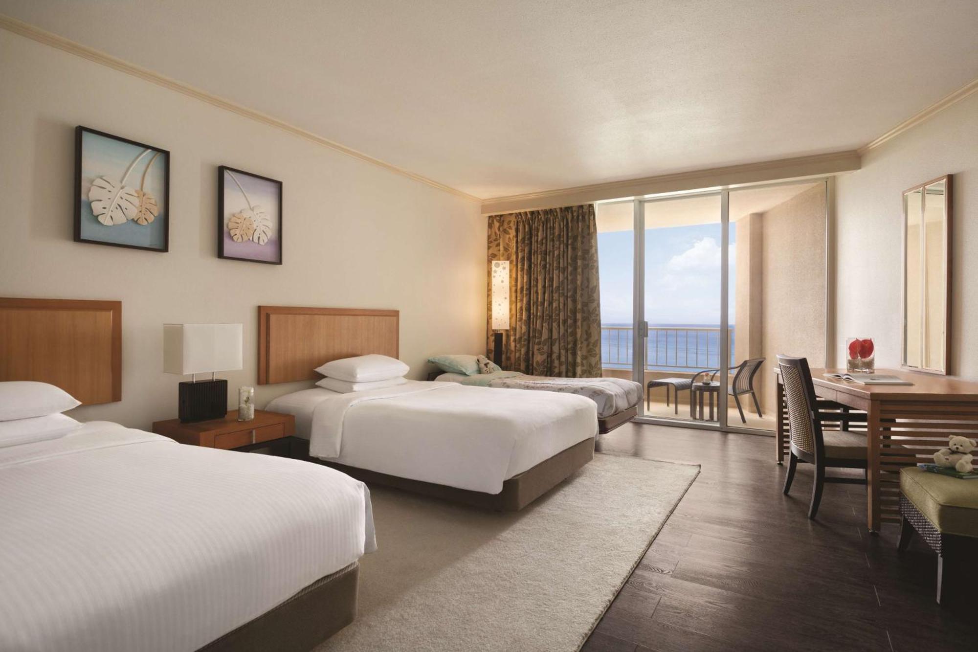 Hyatt Regency Guam Hotel Tumon Exterior photo